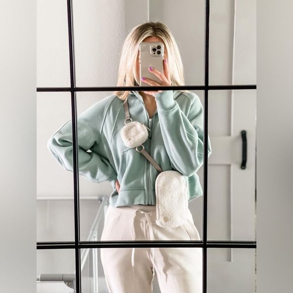 Lululemon Modular Phone Crossbody Bag Fleece Light Ivory - Picture 3 of 5